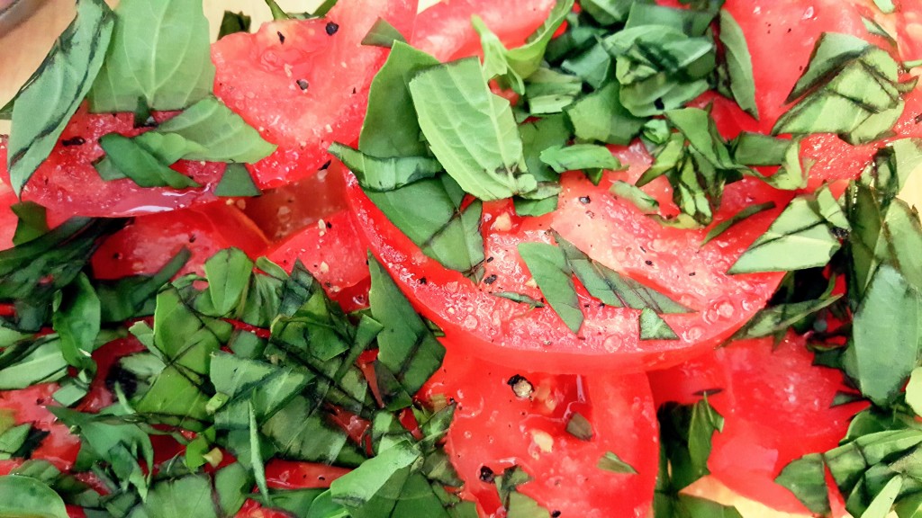 tomatoes and basil medium